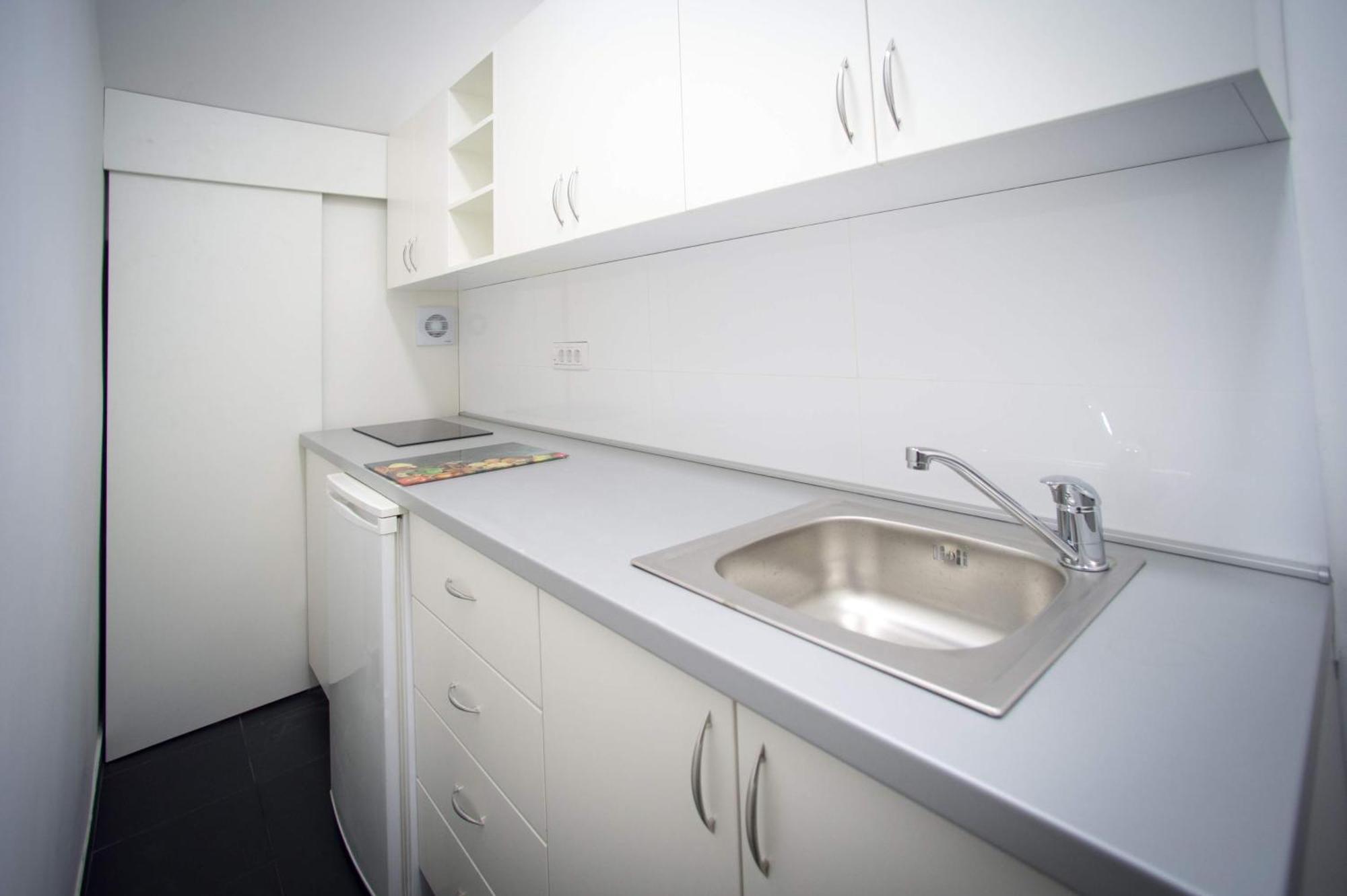 Central Charm 2Br And Modern Apt-All Is Walkable 베오그라드 외부 사진